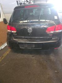 2012 Volkswagen Golf image 1