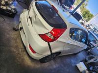 2016 Hyundai Accent image 1