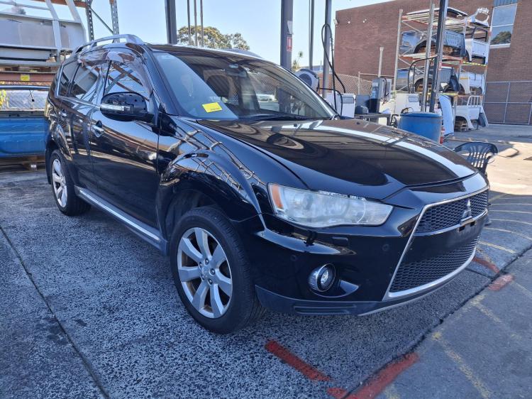 mitsubishi Outlander VRX 5 SEAT May 2010 Parts & Wrecking
