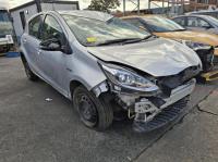 2019 Toyota Prius PRIUS-C image 1