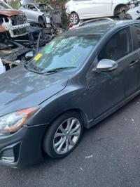 2011 Mazda 3 image 1