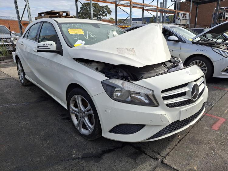 mercedes benz A Class A 180 BLUEEFFICENCY Feb 2014 Parts & Wrecking