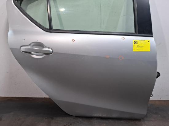 toyota Prius PRIUS-C Sep 2019 RIGHT REAR DOOR 