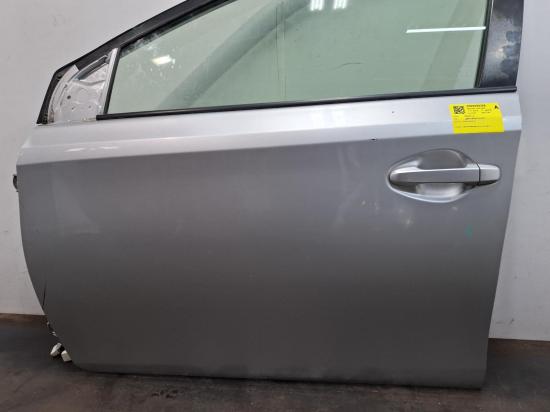 toyota Corolla 2015 LEFT FRONT DOOR 