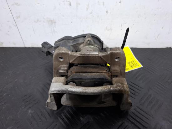 mazda 3 2019 CALIPER 