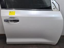 2010 Lexus Lx570 image 1