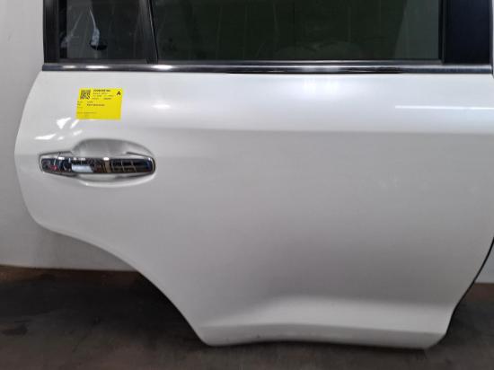 lexus Lx570 2010 RIGHT REAR DOOR 