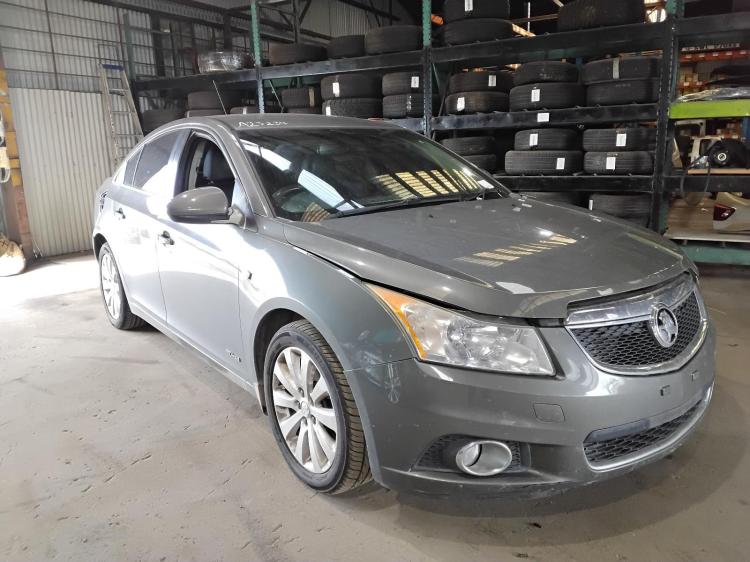 holden Cruxe CDX Nov 2011 Parts & Wrecking