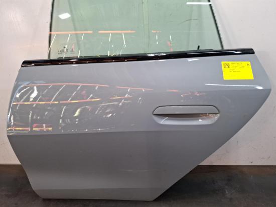 bmw 420i 2022 LEFT REAR DOOR 