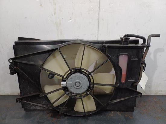 toyota Corolla 2005 FAN 