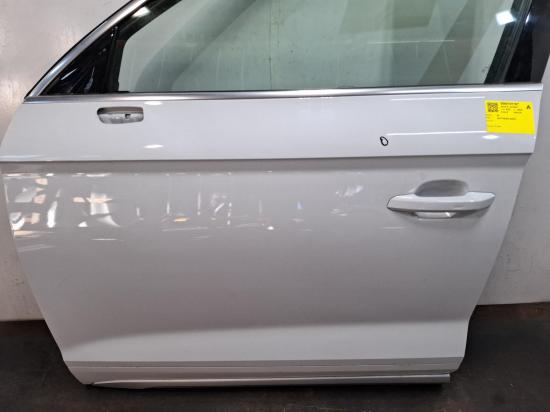 audi Q5 2022 LEFT FRONT DOOR 