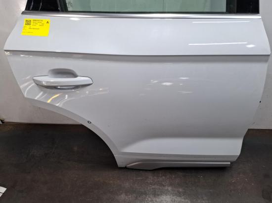 audi Q5 2022 RIGHT REAR DOOR 