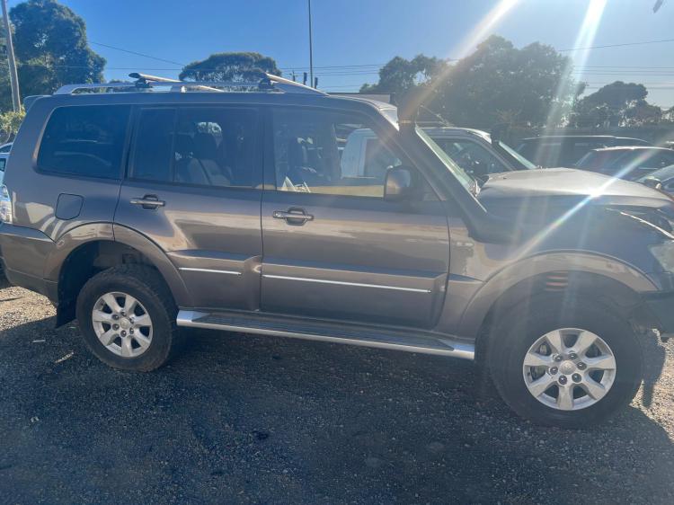 mitsubishi Pajero NS-NW Sep 2010 Parts & Wrecking