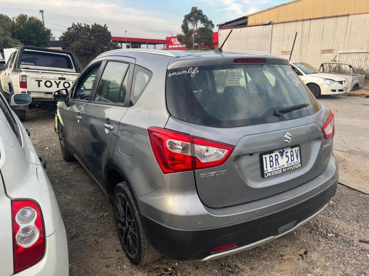 suzuki S-cross JY Feb 2014 Parts & Wrecking