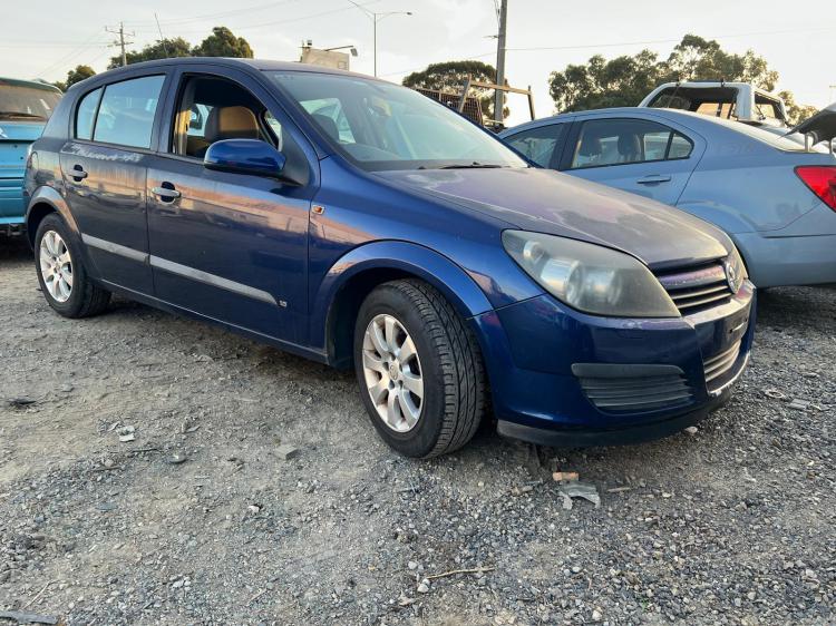 holden Astra AH Oct 2004 Parts & Wrecking