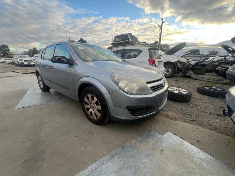 holden Astra AH May 2005 Parts & Wrecking