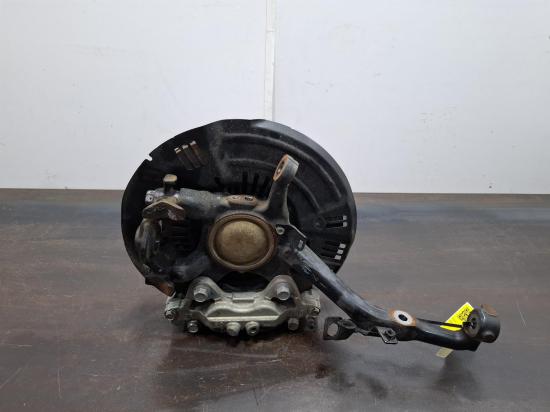 toyota Hilux Nov 2011 RIGHT FRONT HUB ASSEMBLY 