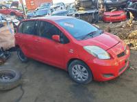 2011 Toyota Yaris image 1