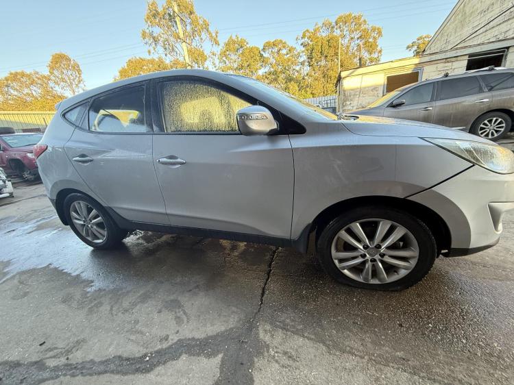 hyundai Ix35 LM Oct 2011 Parts & Wrecking
