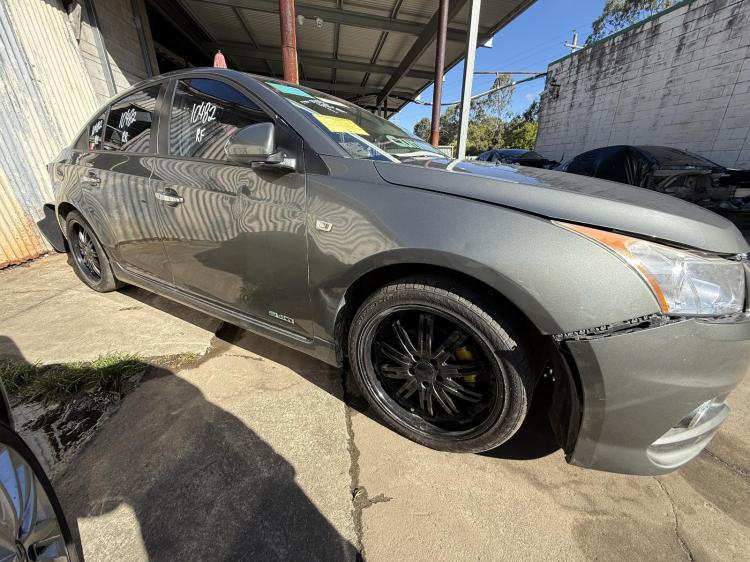 holden Cruze JH Sep 2011 Parts & Wrecking