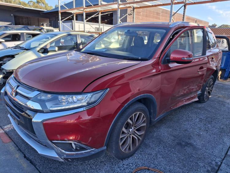 mitsubishi Outlander ZK Nov 2016 Parts & Wrecking