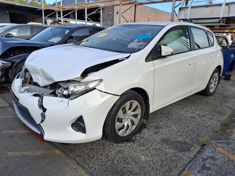 toyota Corolla ZRE182R Feb 2015 Parts & Wrecking