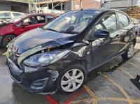 2011 Mazda 2 DE image 1
