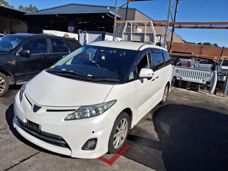 toyota Tarago Nov 2011 Parts & Wrecking