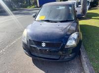 2010 Suzuki Swift image 1