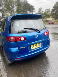 2004 Mazda 2 image 1