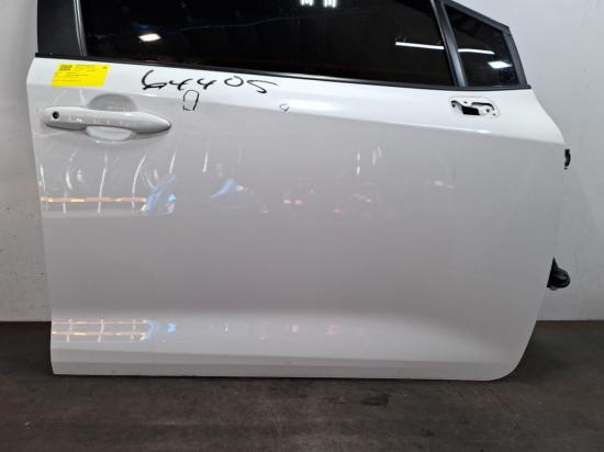 toyota Corolla 2ZR-FXE Apr 2022 RIGHT FRONT DOOR 