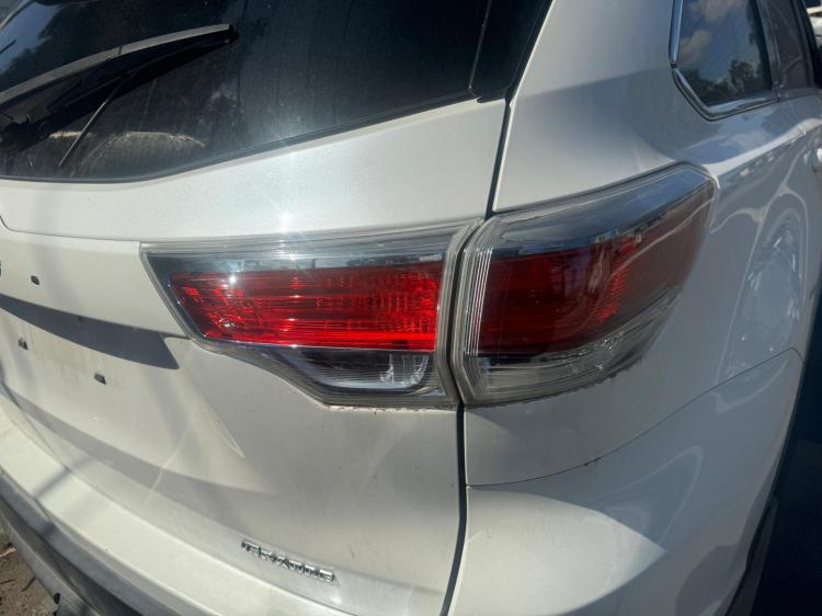 toyota Kluger 2015 Parts & Wrecking