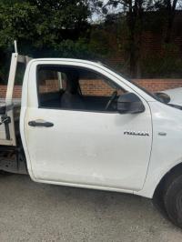 2016 Toyota Hilux image 1