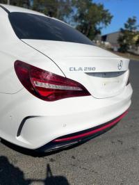 2018 Mercedes Benz C Class image 1