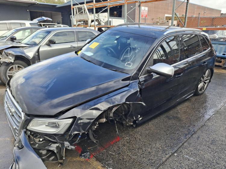 audi Q5 8R Sep 2014 Parts & Wrecking