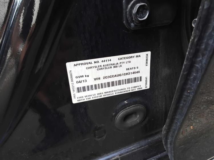 chrysler 300c C Apr 2013 Parts & Wrecking