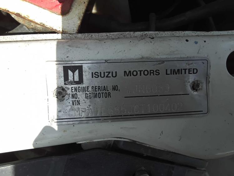isuzu D Max SX Apr 2012 Parts & Wrecking