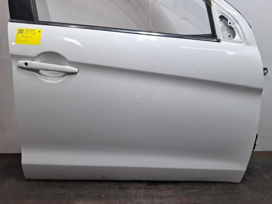 mitsubishi Asx XB Dec 2015 RIGHT FRONT DOOR 