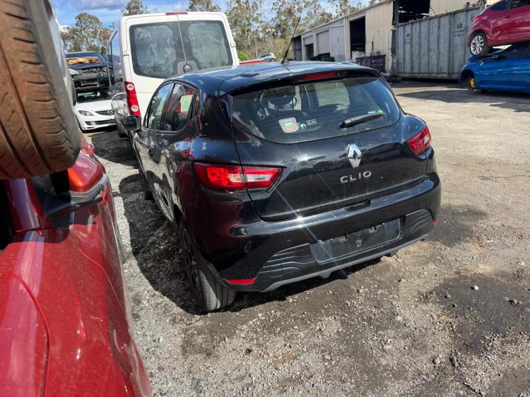renault Clio Apr 2016 Parts & Wrecking