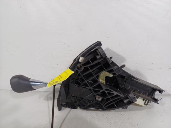 toyota Corolla ZRE152R Jan 2008 GEAR STICK/SHIFTER 