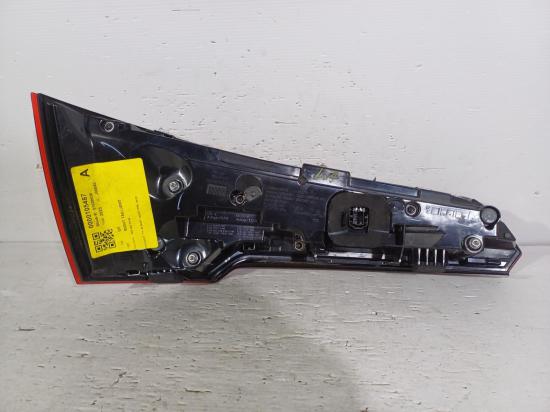 audi Q5 2023 RIGHT TAILLIGHT 