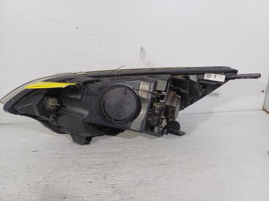 kia Rio UB Sep 2015 RIGHT HEADLAMP 