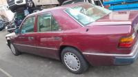 1990 Mercedes Benz 300e image 1