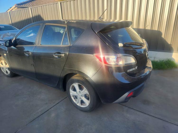 mazda 3 3 Oct 2011 Parts & Wrecking