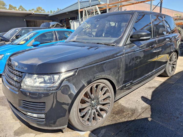 land rover Range Rover Nov 2016 Parts & Wrecking