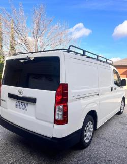 Toyota Hiace image 1