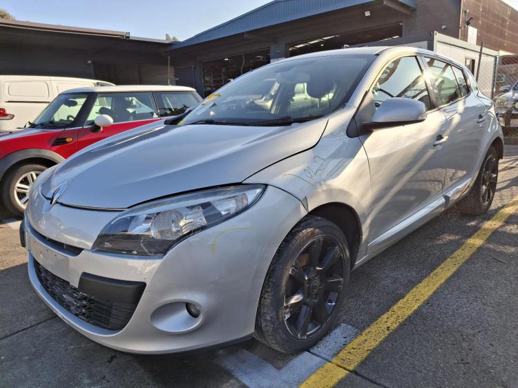 renault Megane Nov 2012 Parts & Wrecking