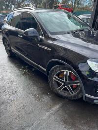 2016 Volkswagen Touareg 7P image 1