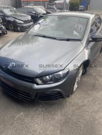 2012 Volkswagen Scirocco 1S R image 1