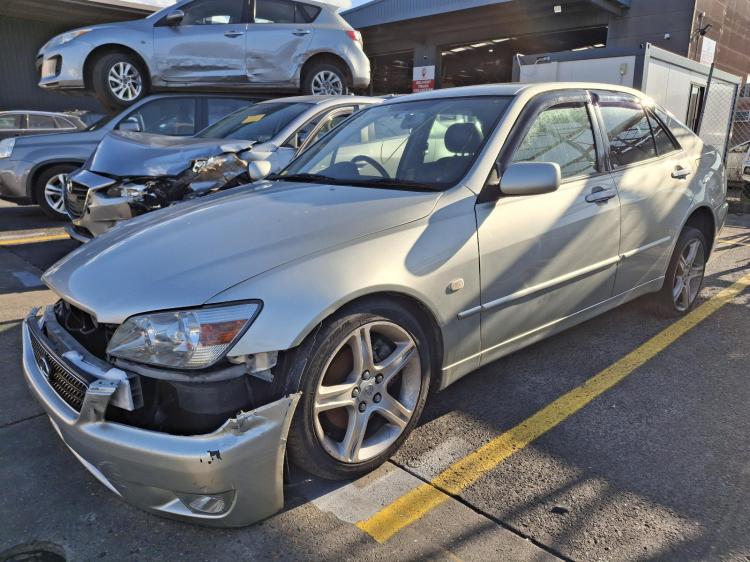 lexus Is200/is300 Mar 2003 Parts & Wrecking